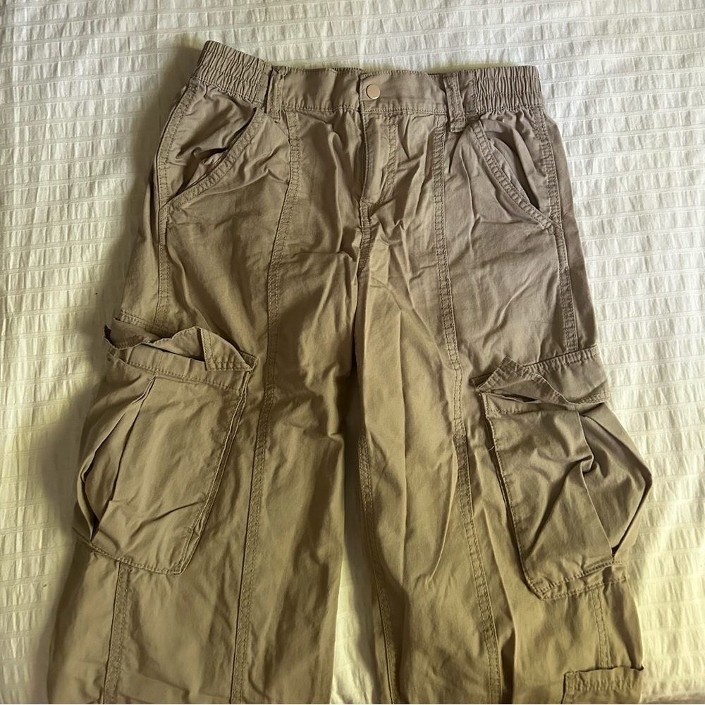 H&M khaki cargo pants